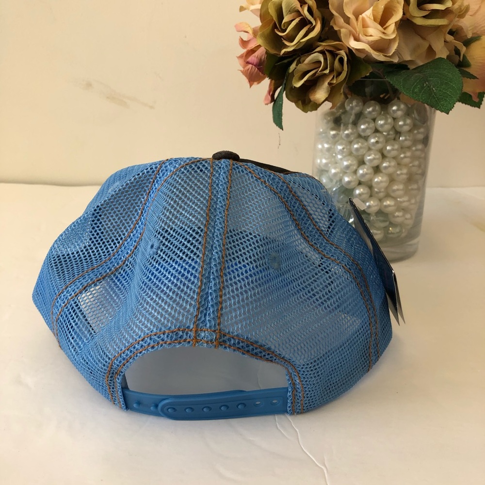 NWT LIMITED Von Dutch suede hat - Picture 7 of 8